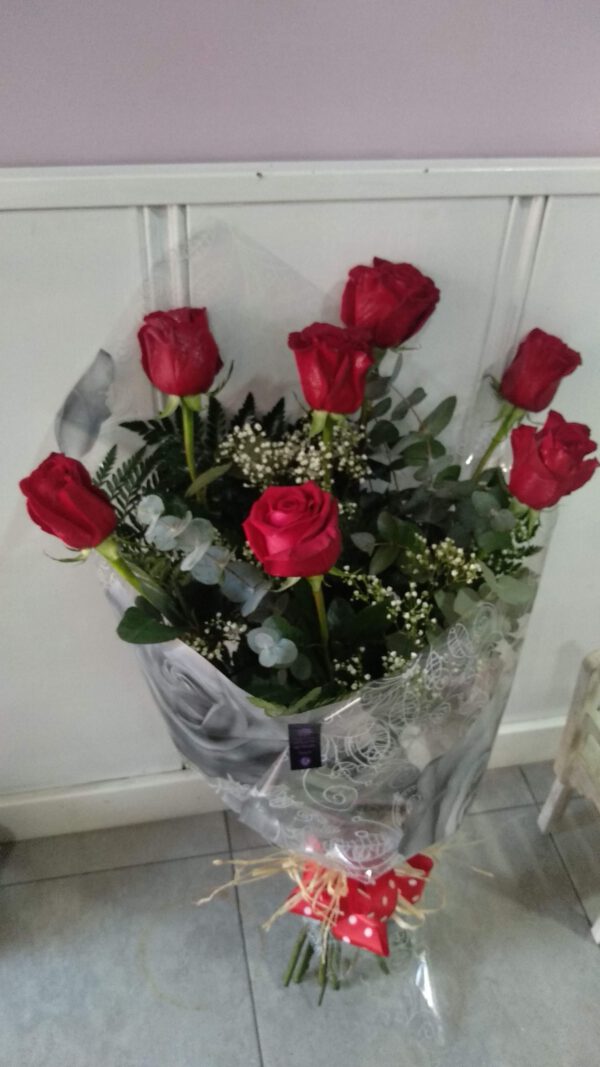 ramo 6 rosas